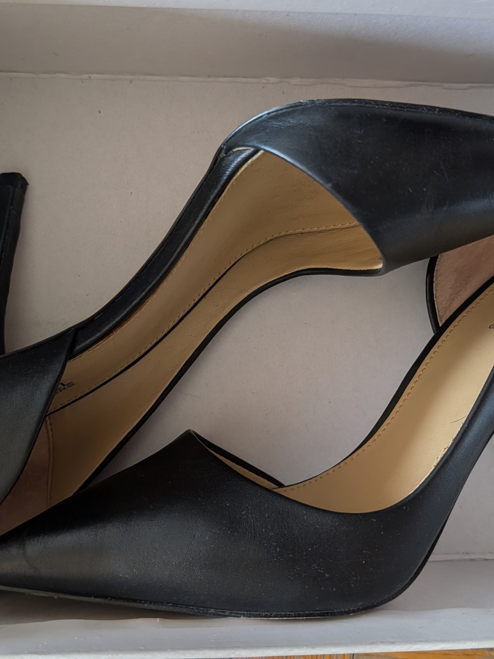 Michael Kors Black Pointed-Toe D’Orsay Pumps Size 7.5